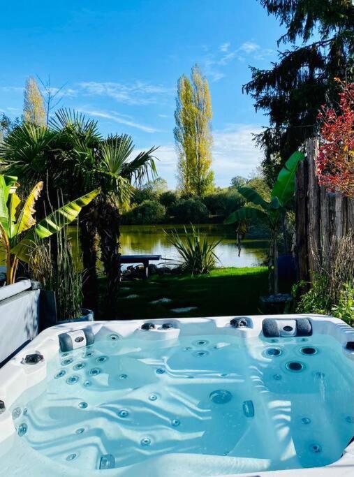 Cottage, Lodge & Spa Prouilly Buitenkant foto