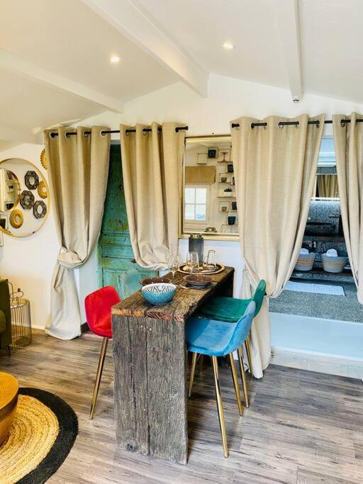 Cottage, Lodge & Spa Prouilly Buitenkant foto