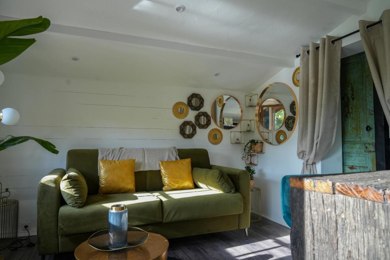 Cottage, Lodge & Spa Prouilly Buitenkant foto