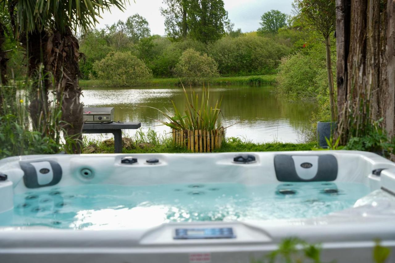 Cottage, Lodge & Spa Prouilly Buitenkant foto